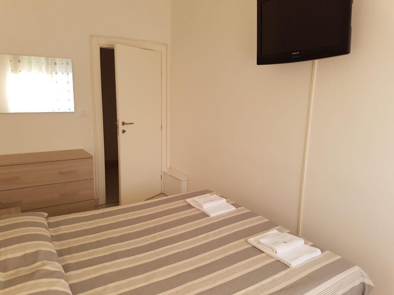 קיוג'ה Sottomarina Beach Apartment מראה חיצוני תמונה